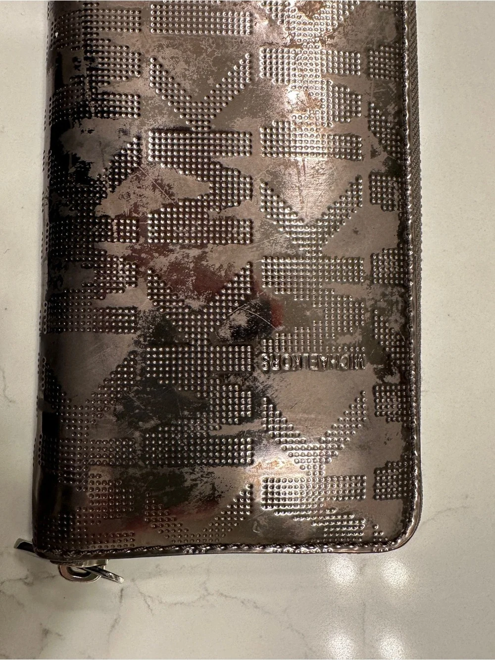 Michael Kors Wallet - reflective silver/bronze color